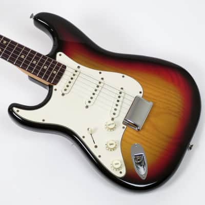 1975 Fender Stratocaster Left Handed - 7 1/4 Pounds! - Sunburst Finish - Rosewood Fingerboard - Original Case image 9