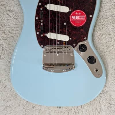 Fender Squier Classic Vibe  Series '60s Mustang, Laurel Fingerboard, Sonic Blue image 2