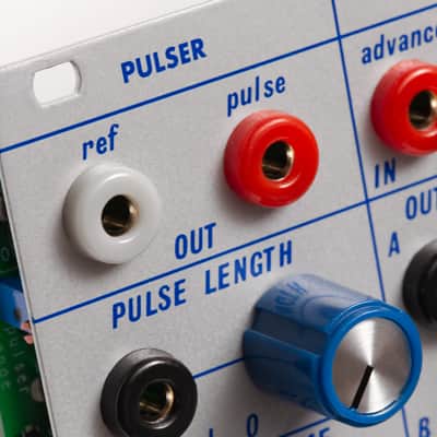 Tiptop Audio Buchla Model 245t Sequential Voltage Source image 14