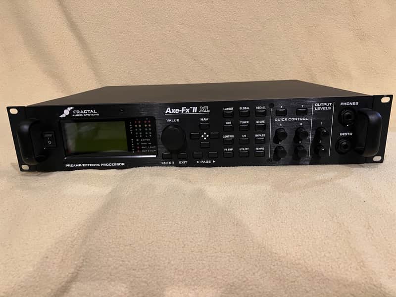 Fractal Audio Axe-FX II XL 2014 - 2015 - Black image 1