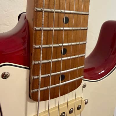 Fender Player II Stratocaster HSS 2024 - Aged Cherry Burst, Chambered Body image 6