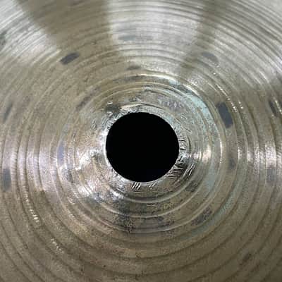 Paiste Signature Traditionals 14" Medium Light Hi-Hat Pair Modified image 4
