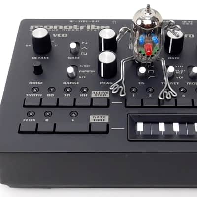 Korg Monotribe Analog Synth + MIDI I/O Expansion + Top Zustand + OVP + Garantie image 3