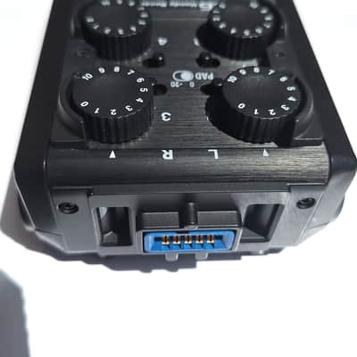 Zoom H6 Handy Recorder - 6-Track Portable Audio Recorder (Body Only) – Works Great! image 3