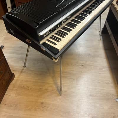 Rhodes Mark II Stage 88-Key Electric Piano 1979 - 1983 - Black Flat Top image 2