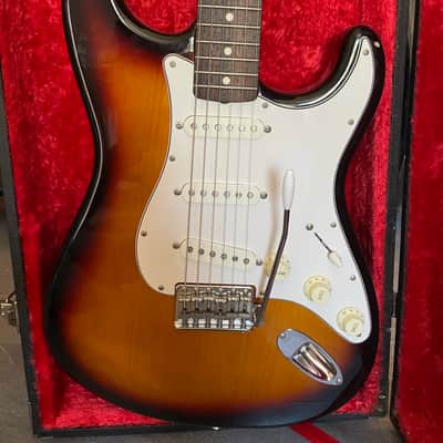 Fender Stratocaster ST-45 Made in Japan 2004 - Sunburst image 14