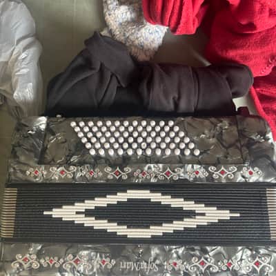 Sofiamari SM3472 34 Piano 72 Bass Button Accordion 2010s - Pearl Gray image 3