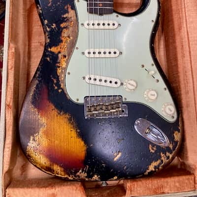 Fender Stratocaster Customshop SUPHREL 1963RI 2024 - Super Faded Aged Black Over 3-Colour Sunburst image 22