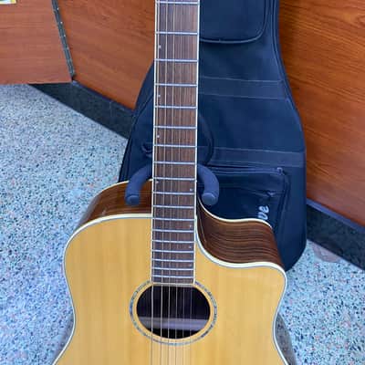 2010's - Breedlove Studio Dreadnought Acoustic Electric Guitar image 3