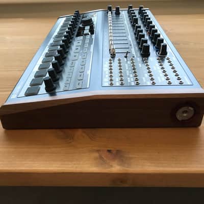 Arturia MiniBrute 2S Desktop Synthesizer 2018 - Present - Black image 9