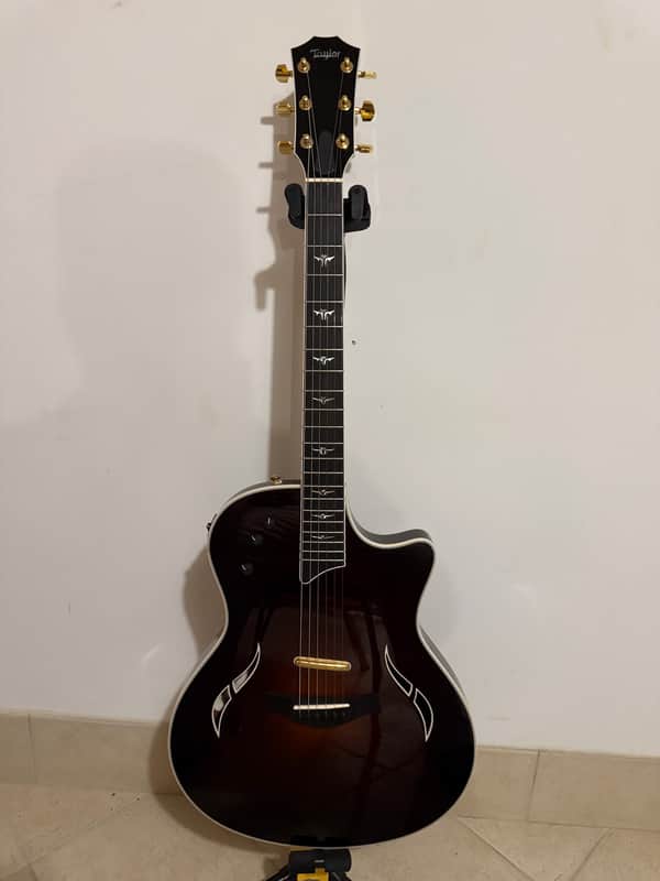 Taylor T5-C Custom Spruce 2005 - 2013 - Red Edgeburst image 1
