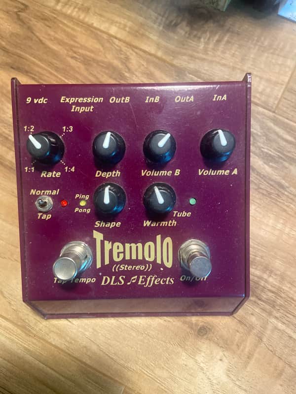 DLS Effects stereo TR1 Tremolo 2015 - Burgundy image 1