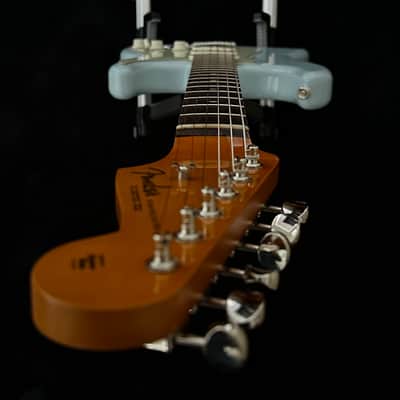 Fender Vintera III Early '60s Stratocaster 2025 - Sonic Blue image 9