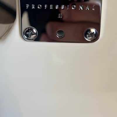 Fender American Professional II telecaster 2021 - Antique White image 10