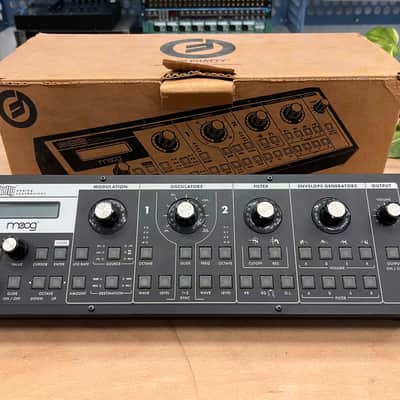 Moog Slim Phatty image 2