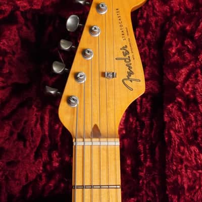 Fender Eric Johnson Signature '54 "Virginia" Stratocaster 2023 - 2-Color Sunburst image 2