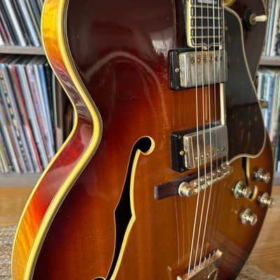 Gibson Byrdland 1969 Sunburst All Original image 6