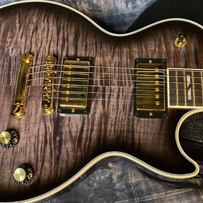 Gibson Les Paul Supreme 2024 - Translucent Ebony Burst image 2