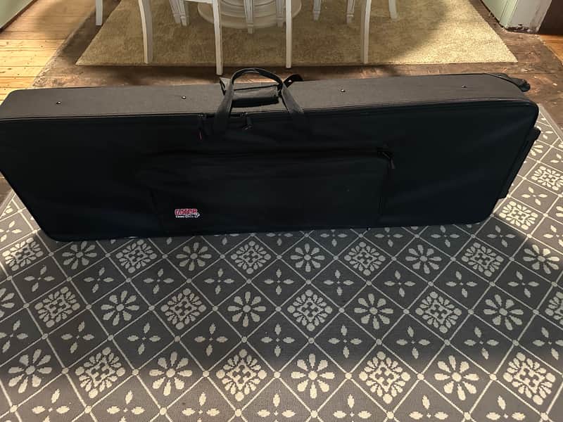 Gator GK-88-GK Semi-Rigid Lightweight 88-Key Keyboard Case 2010s - Black image 1
