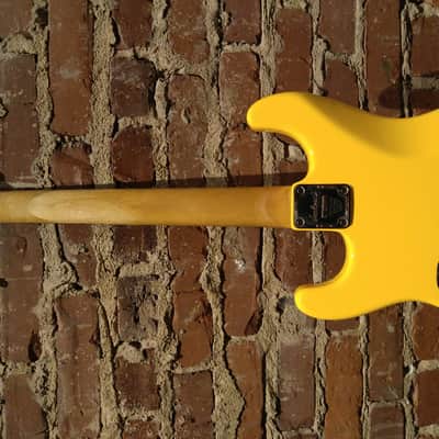 Jackson Strat 1987 Yellow image 4