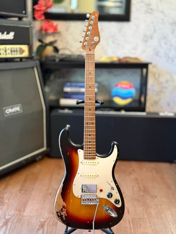 ALK Custom S-62 Relic – Roasted Flame Maple – Stainless Frets – Series Mod – Gotoh / Hipshot – Hard Case image 1
