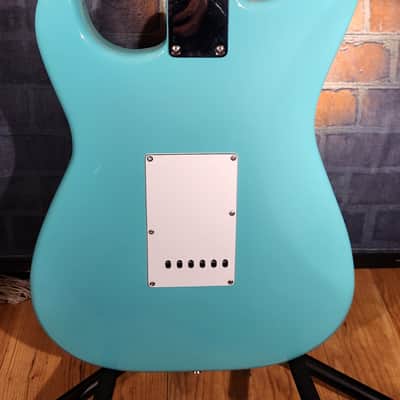 Fender 2000 American Deluxe Stratocaster Rosewood Fretboard Repainted Seafoam Green w/ OHSC, Locking Tuners & Changed Pickups image 17