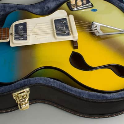 Wandre  BB Model Semi-Hollow Body Electric Guitar (1961), black tolex hard shell case. image 12