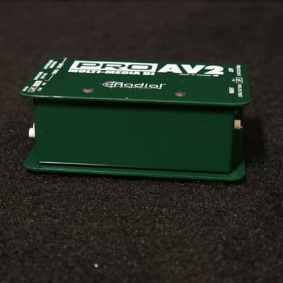 Radial Engineering Pro AV2 2-Channel Passive A/V Stereo DI Box image 5