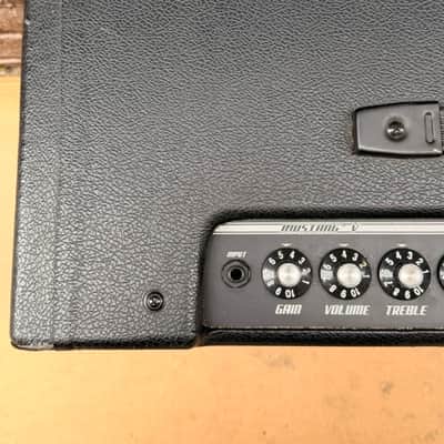 Fender Mustang V 150-Watt Modeling Guitar Amp Head with MS-4 Footswitch image 8