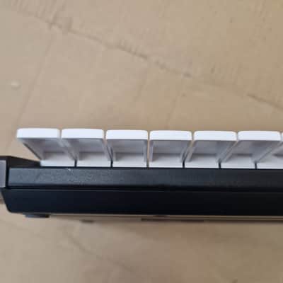 Yamaha Reface DX Mini Mobile Keyboard 2015 - Present - Black image 9