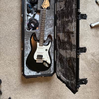 Fender Fishman TriplePlay Stratocaster HSS 2014 - Black image 2