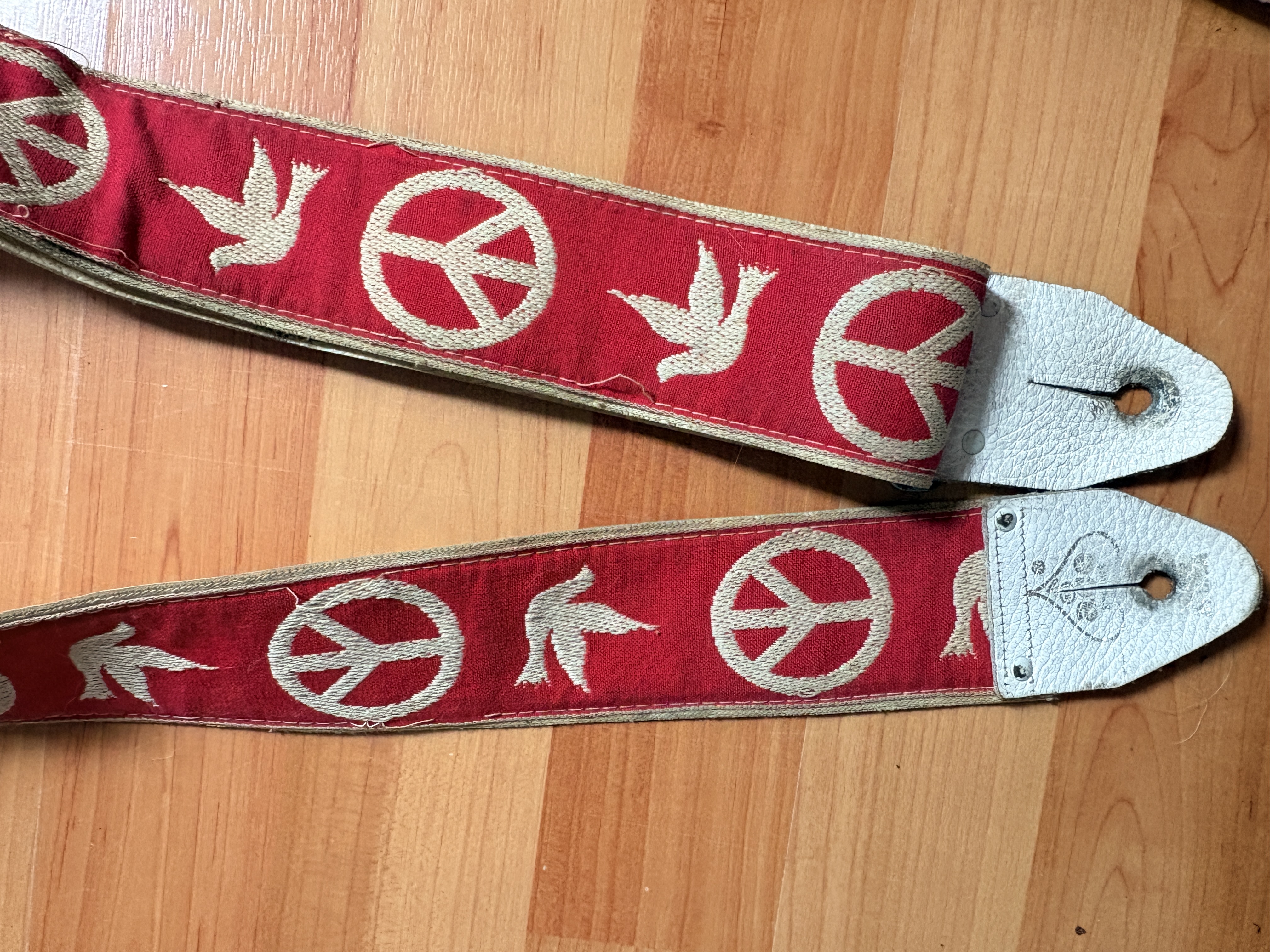 1960’s Ace Peace and Dove Strap Neil Young Vintage