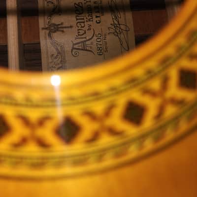 Alvarez Yairi CY128CE 2005  - Natural Gloss Top with Dark Figured Back & Sides image 4