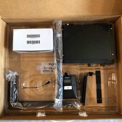 Shure PSM 900 IEM system image 3