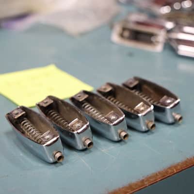 Vintage Rogers Bread & Butter Tab Lug, Single Tension For Toms 3916R, 5-Pack Set B image 3
