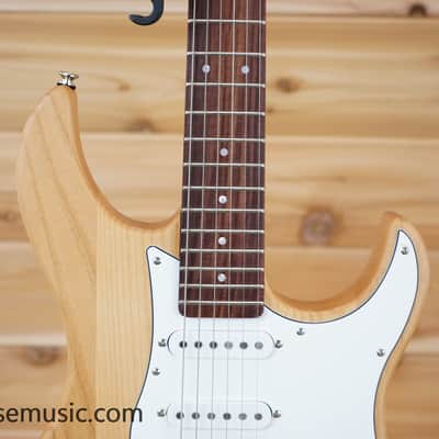 Yamaha PAC112V-YNS Pacifica HSS with Rosewood Fretboard - Yellow Natural Satin image 3