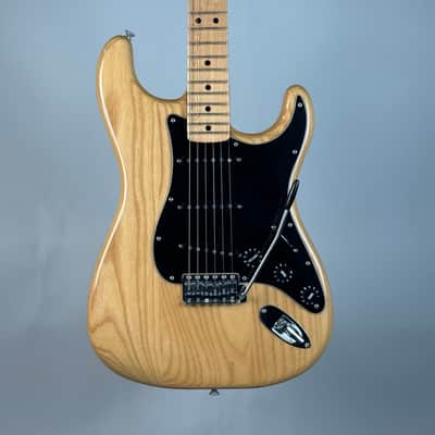 1978 Fender Stratocaster Natural image 4