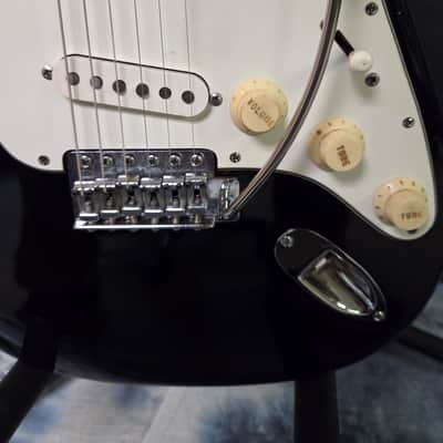 Vintage RARE 1974 Greco SE500B Black Strat Style Electric Guitar Maxon Pickups New Strings Pro Setup New Hard Shell Case image 3