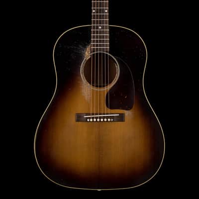 Gibson Custom Shop 1942 Banner Murphy Lab J-45 Heavy Aged - Vintage Sunburst #26024 image 3