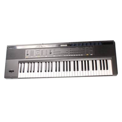 Roland E-20 Intelligent Synthesizer image 1