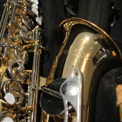 Vito YAS-23 Alto Saxophone Same as Yamaha Good Condition image 2