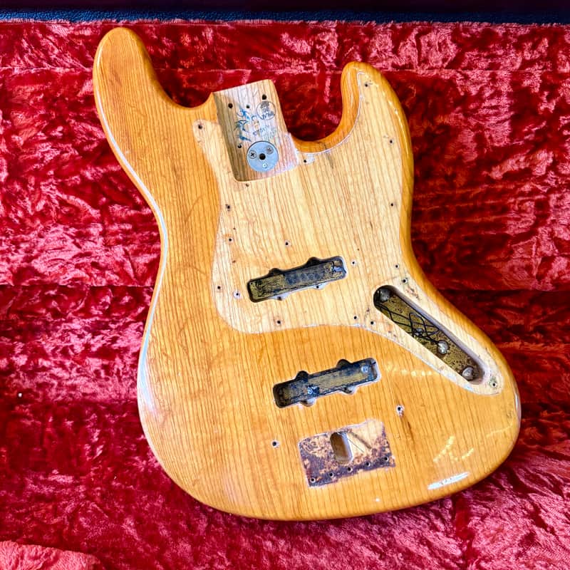 Fender Jazz bass body c 1975 - Natural 3 bolt original vintage USA image 1