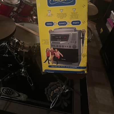 Venturer Karaoke Machine - Cassette Player & Radio Factory Sealed image 6