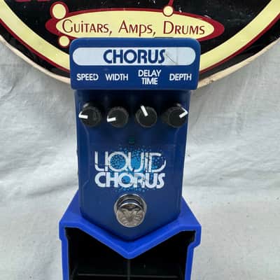 Visual Sound v2 Series Liquid Chorus & Echo Delay Pedal image 2