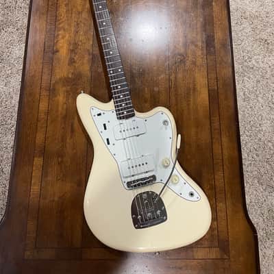 ギター Fender Jazzmaster JM66 VWH Fender Japan Jazzmaster JM66 Vintage White VWH | Reverb