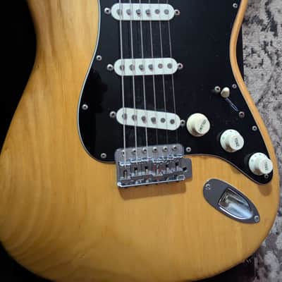 Vintage 1972 Fender Stratocaster image 2