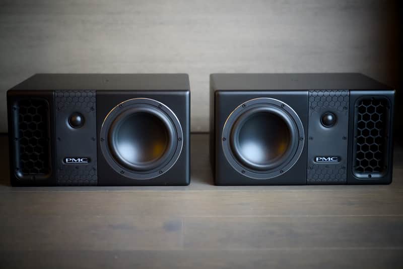PMC PMC6 Powered Studio Monitors Bild 1