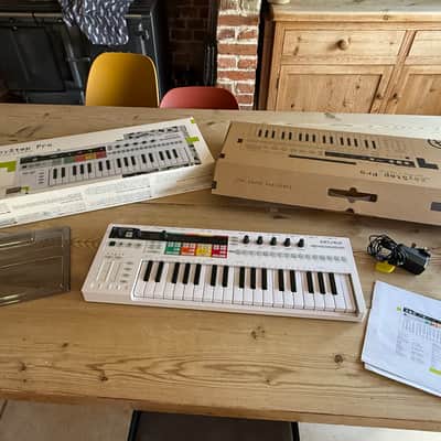 Arturia KeyStep Pro 37-Key MIDI Controller 2020 - Present - White image 2