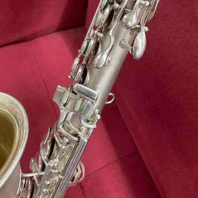 C.G. Conn "New Wonder" Low Pitch Alto Saxophone 1924-1925 USA - Silver image 4