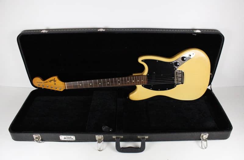 1976 Vintage Fender Musicmaster Guitar Olympic White Blonde All Original ~Rosewood~ USA 1970s CBS image 1
